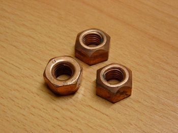 Tuerca hexagonal