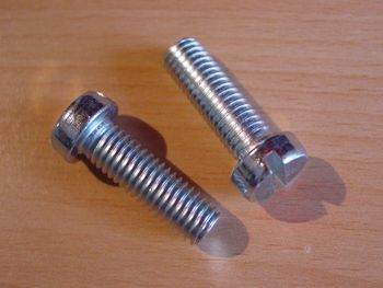 Cylinder screw