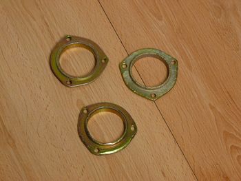 Gasket carrier