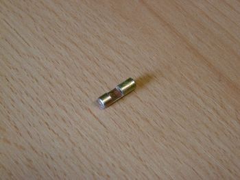 Lock bolt