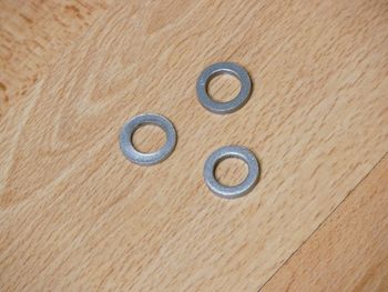 Spacer sleeve between door and/or frame tube, for bolt 8mm D