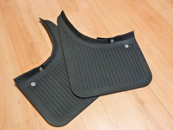 Splash guard rubber