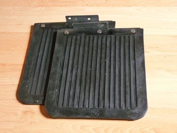 Splash guard rubber