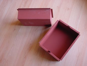 Accumulator box