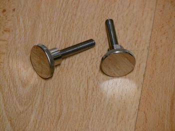 Knurled head screw