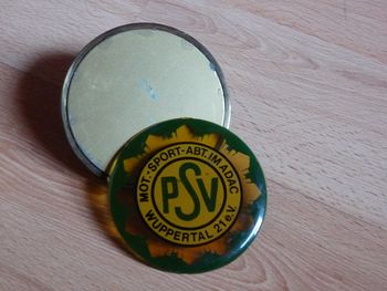 badge