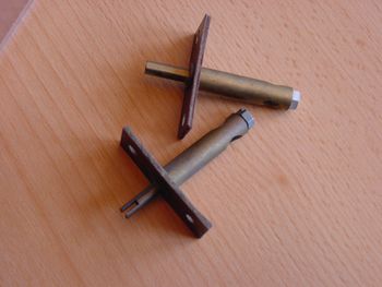 Connecting plate