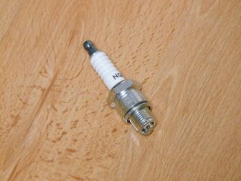 Spark plug