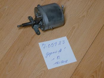Windshield wiper motor