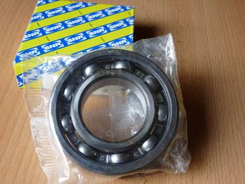 Grooved ball bearing