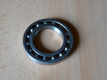Grooved ball bearing