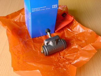 Wheel cylinder
