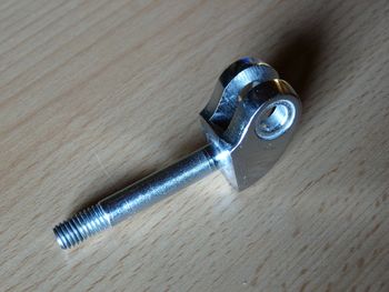 Scharnierarm