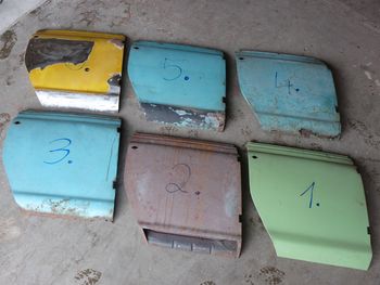 side door, original BMW used, in various states of preservation 
Price depending on the state from 400.00 to 800.00 EUR

