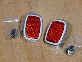 Rear reflector