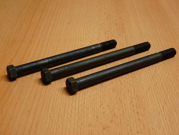 Tornillo hexagonal