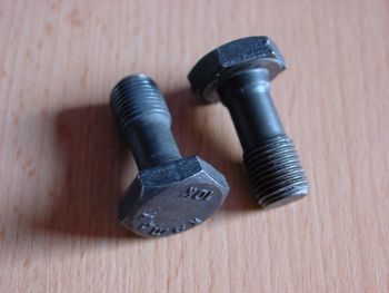 Tornillo hexagonal