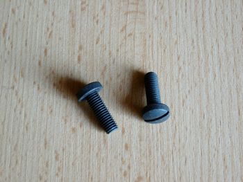 Linsenschraube