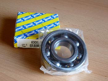 Grooved ball bearing
