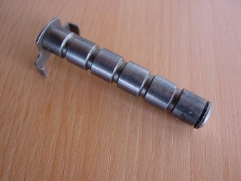 Bearing bolt