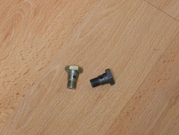 Hollow lock screw