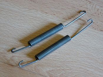 Brake shoe spring