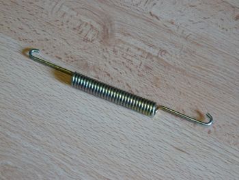 Brake shoe spring