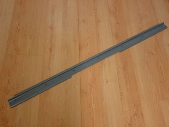 Rocker panel cover strip