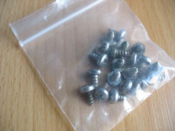 Lens screw