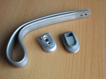 Fastening strap