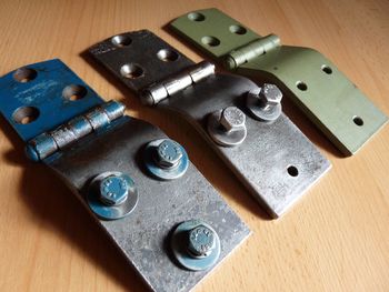 Door hinge