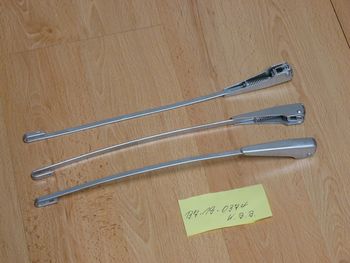Windscreen wiper arm