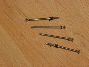 Fastening screw