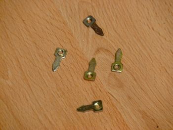 Fastening screw