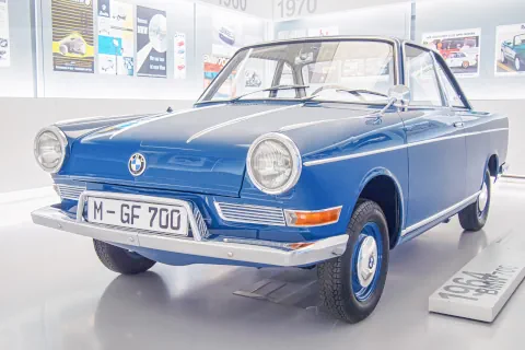 Ersatzteile für BMW 700